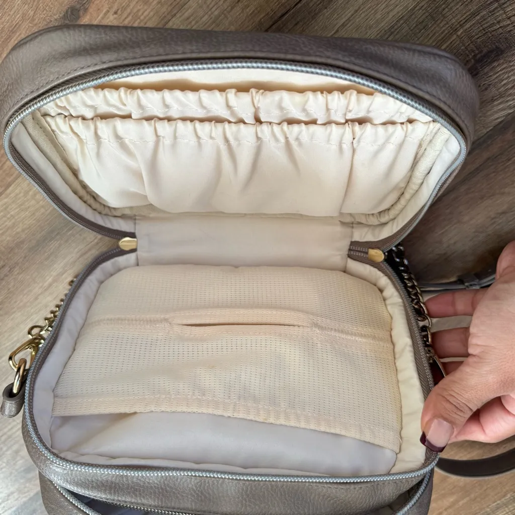 Itzy Ritzy Quilted Tan Crossbody baby Bag Gray - Image 6