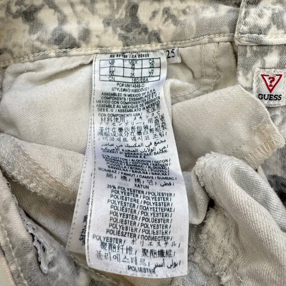 Guess Floral Low Rise Brittney Skinny Ankle Jeans White Gray Size 25 - Image 4