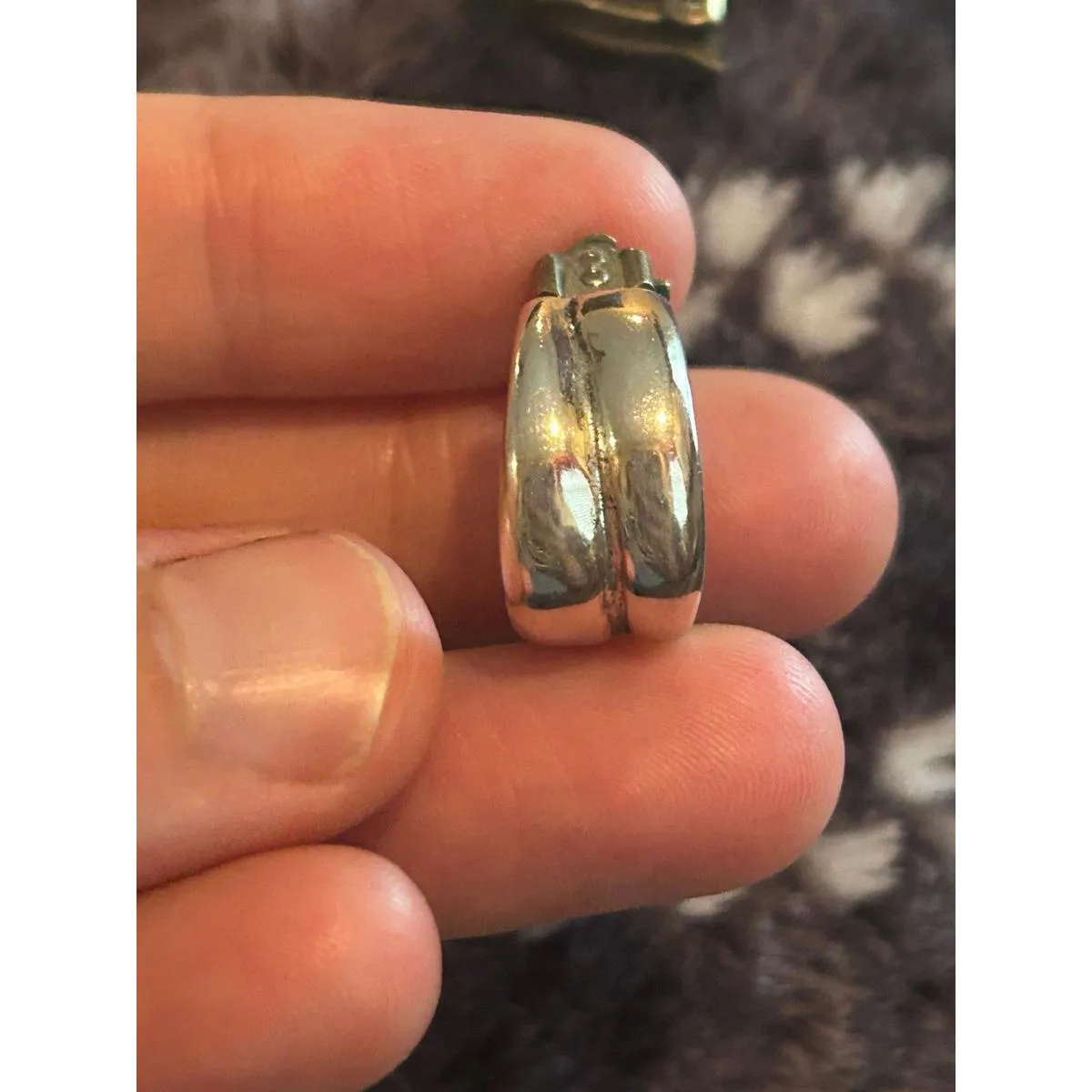 C193 earring small hoop no hole clip Silver - Image 3