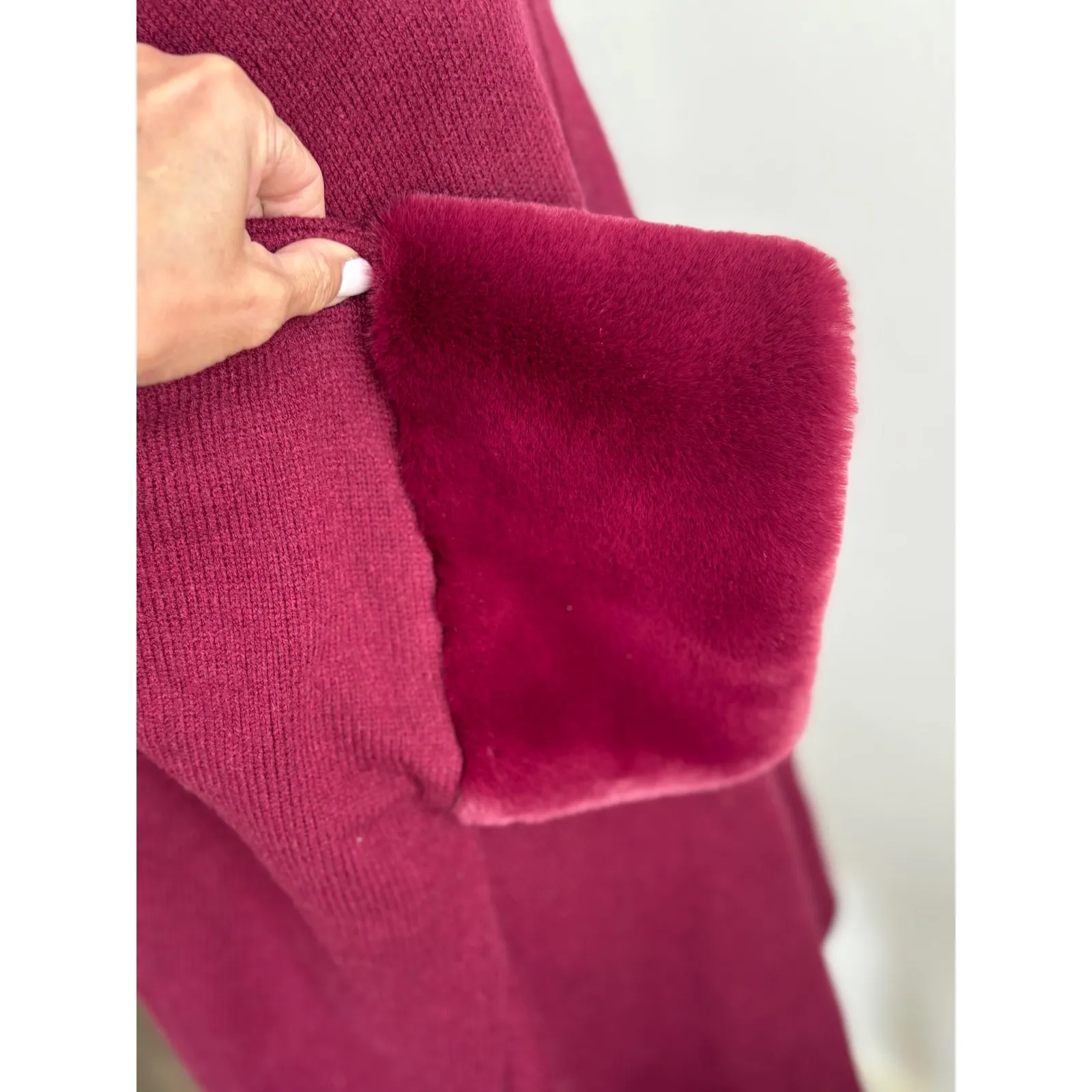 Alfani Sweater Poncho Women L Burgundy Knit Mock Neck Faux‎ Fur Cuff Wrap Coat - Image 4