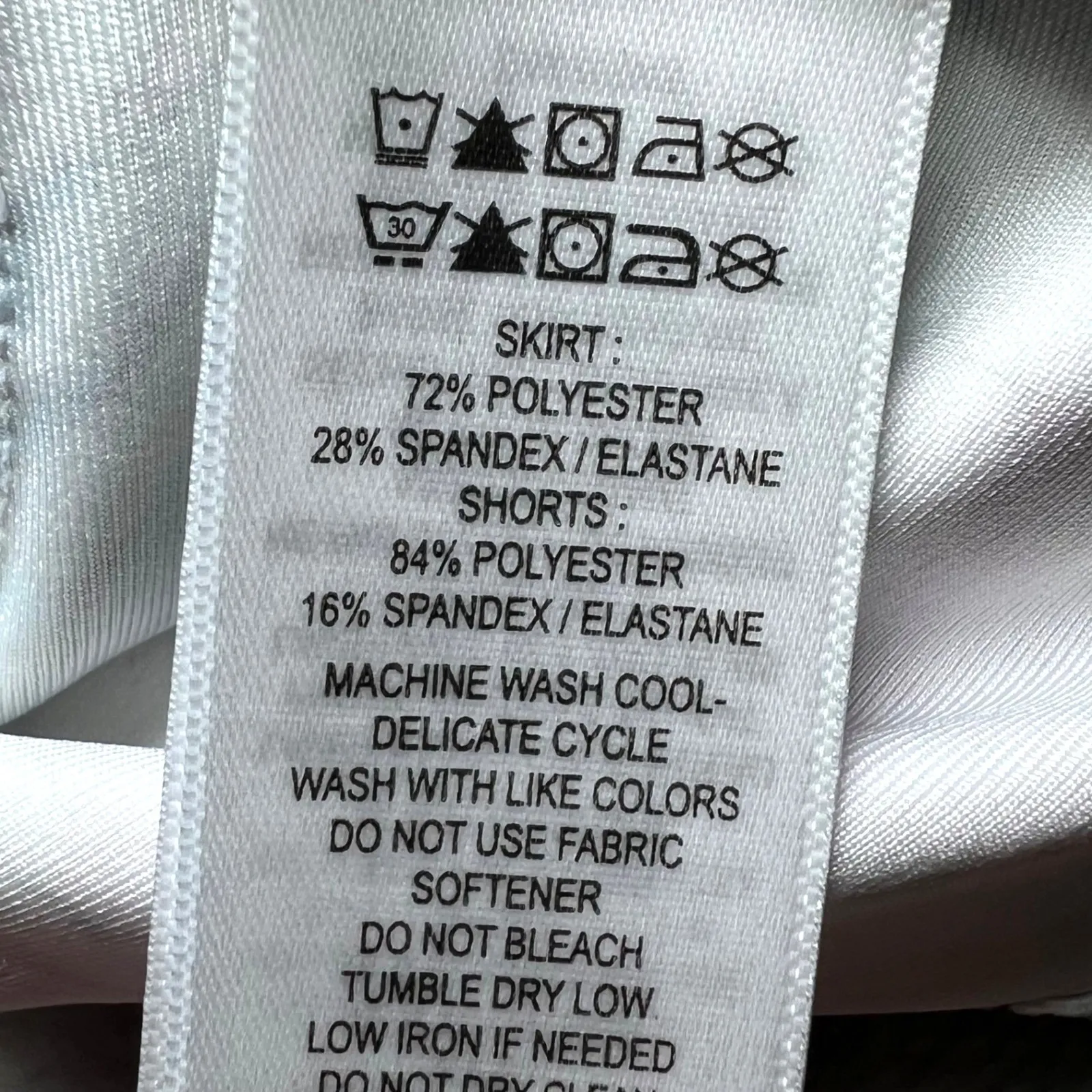 Tommy Bahama Active Skirt Shorts Womens Small Pink Floral Print Golf Tennis - Image 5