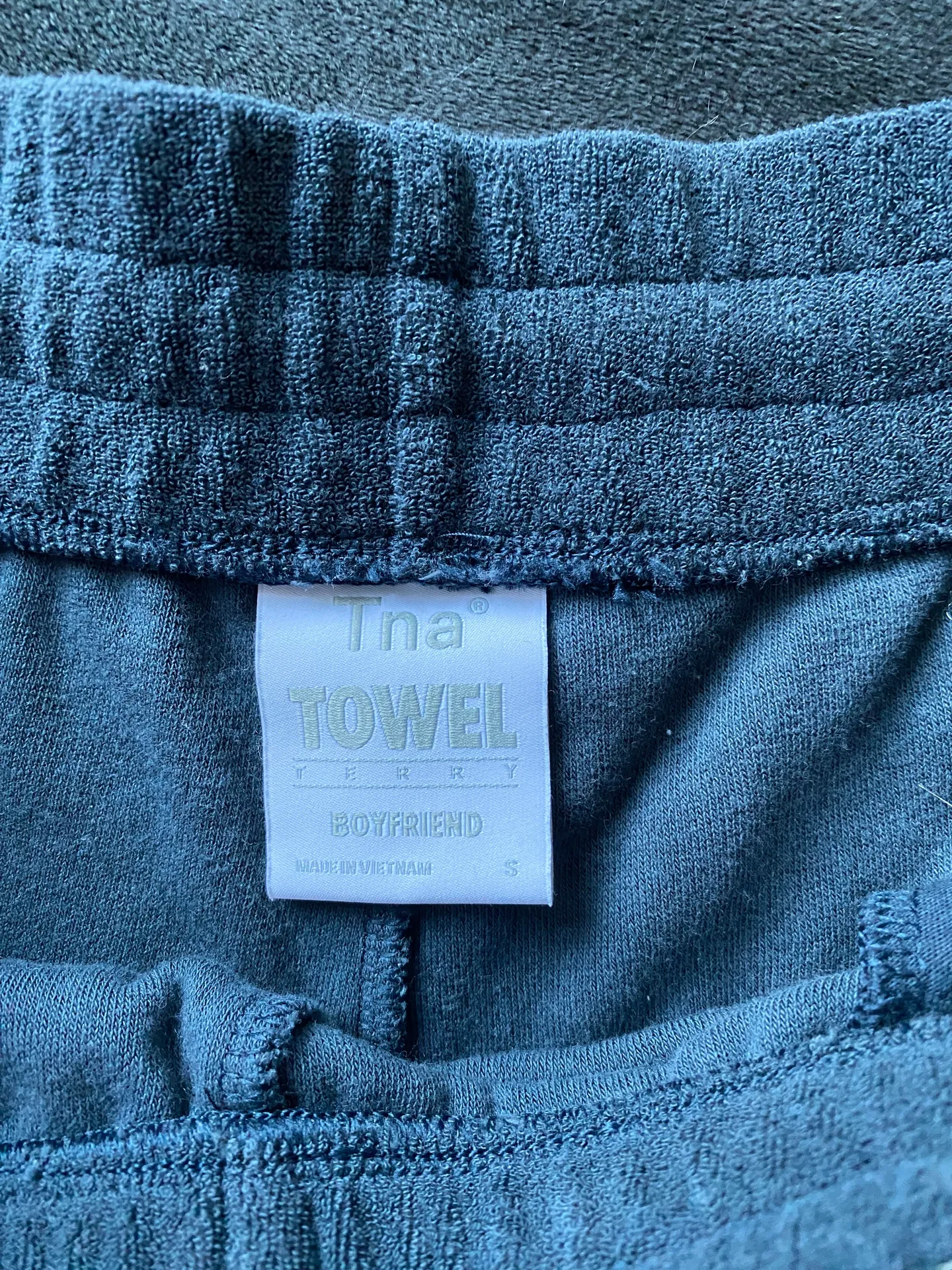 Aritzia Tna Towel Shorts - Image 2