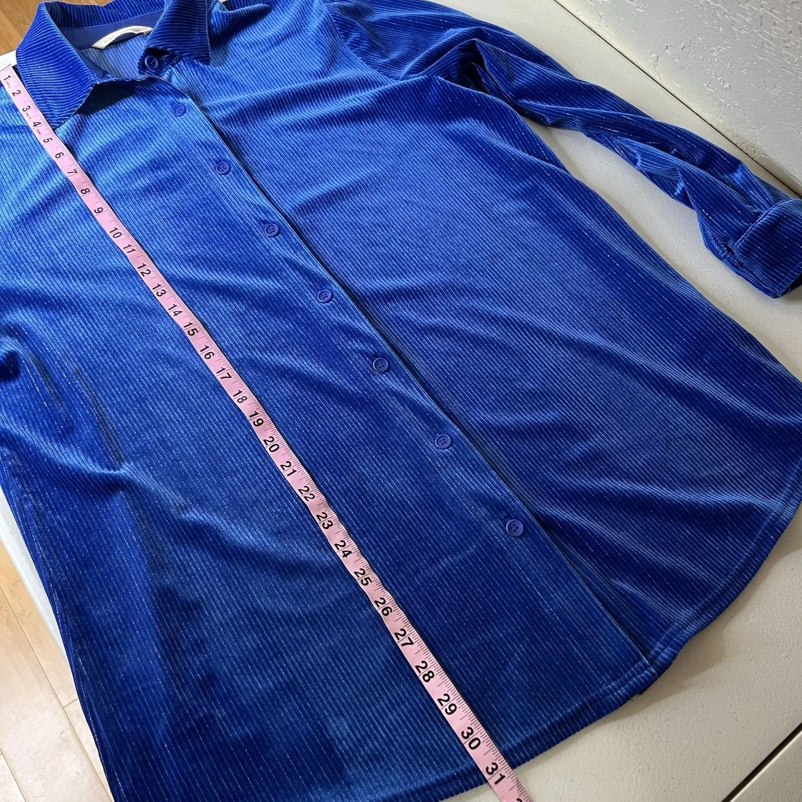 Soft Surroundings Velvet Boyfriend Tunic Top Womens L Blue Glitter Button Down - Image 4