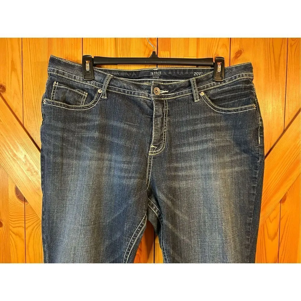 A.n.a. Crop Back Flap Pockets Women's size 20W Dark Wash Blue Denim Jeans (0885) - Image 3