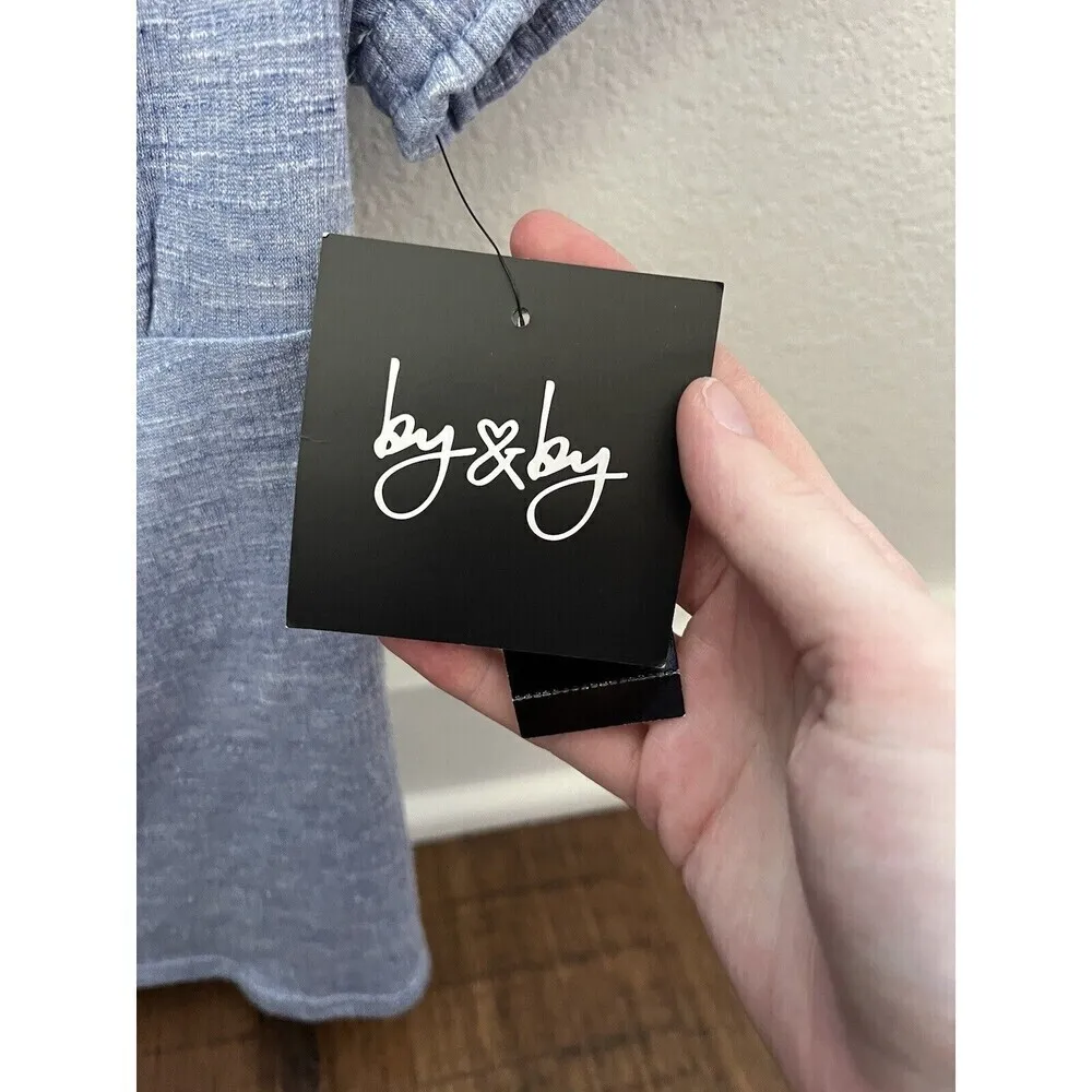 BNWT By & By Blue Short Sleeve Scrunched Top SIZE M Size M - Image 4