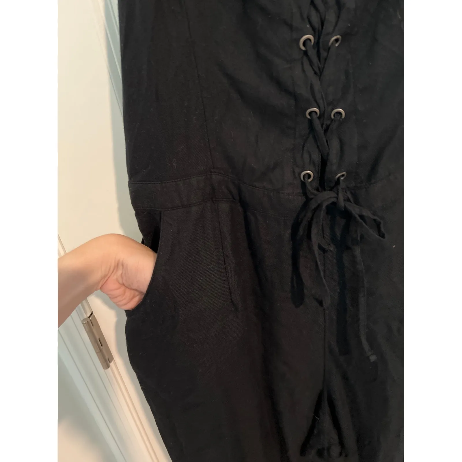 Hollister Black Tie-Front Overalls Jumpsuit – Size Large - Image 3