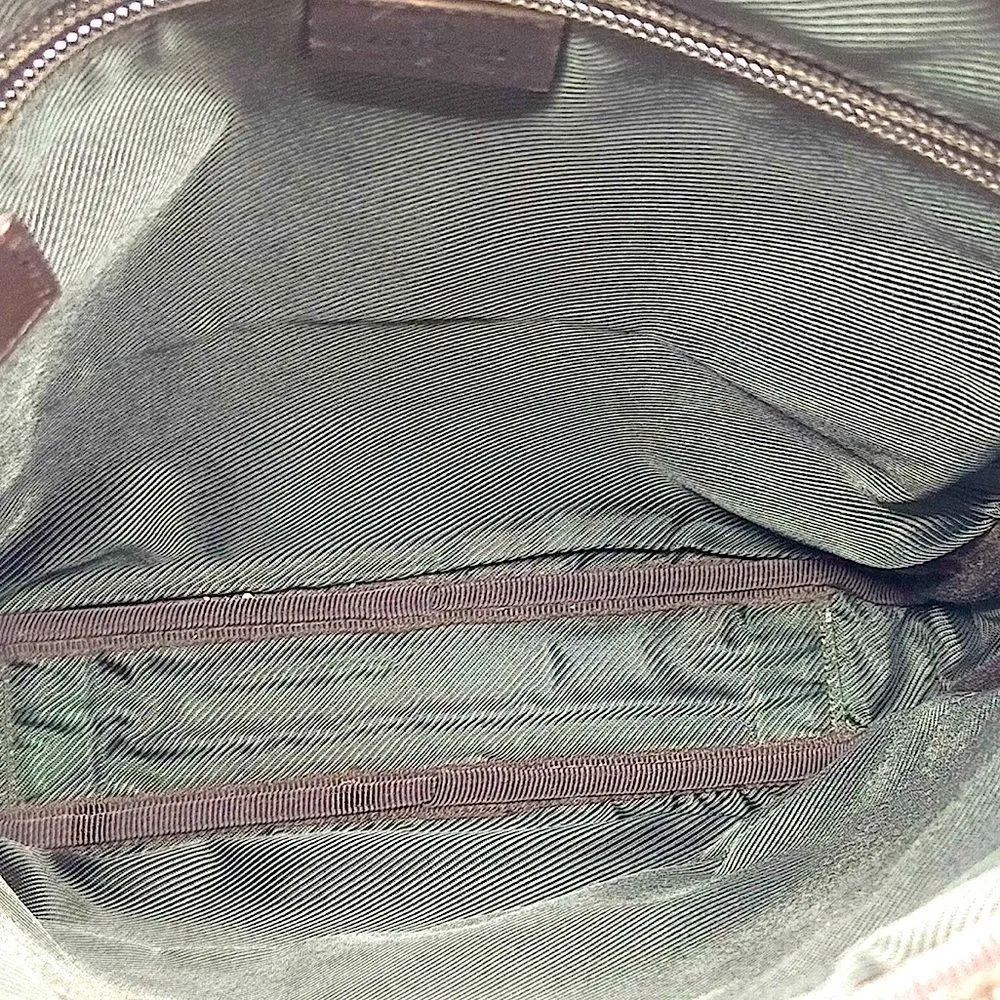 GUCCI Supreme Coated Canvas and Leather Crossbody Messenger Shoulder Bag Vintage - Image 4