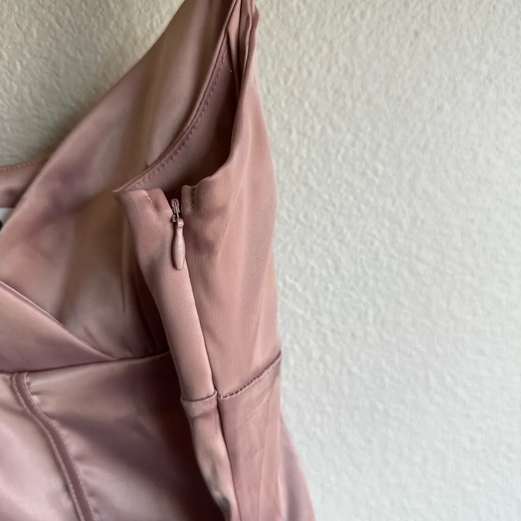 Elegant Pink Mini Dress - Image 4