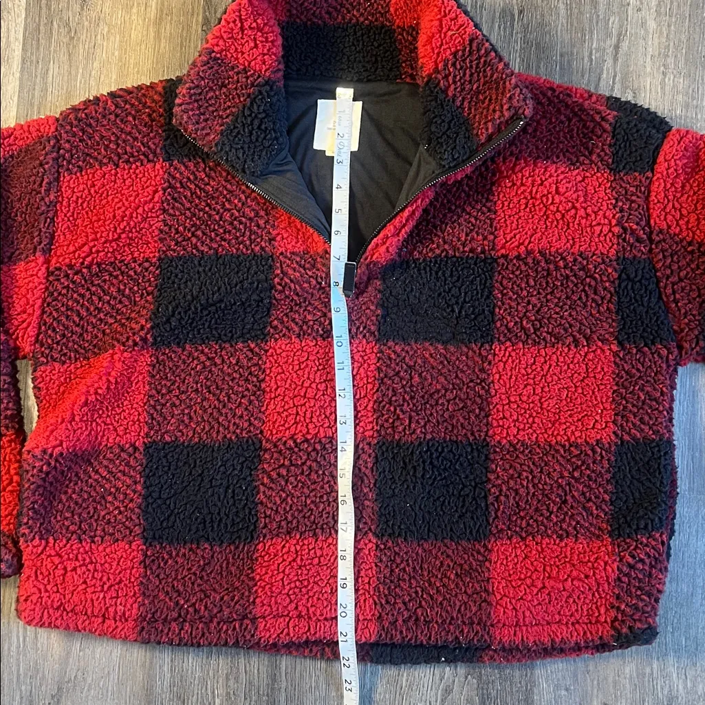 Thread & Supply Red and Black Plaid Fleece 1/4 Zip Pullover Size Large - Image 5