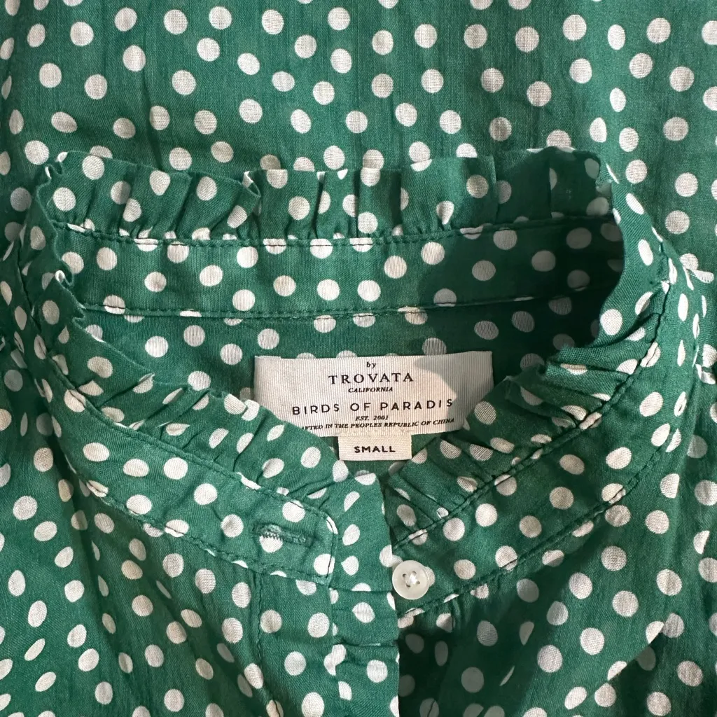 Women's Trovata Clara Button Down Shirt Blouse Lawn Dot BIRDS OF PARADIS Top S Green - Image 11