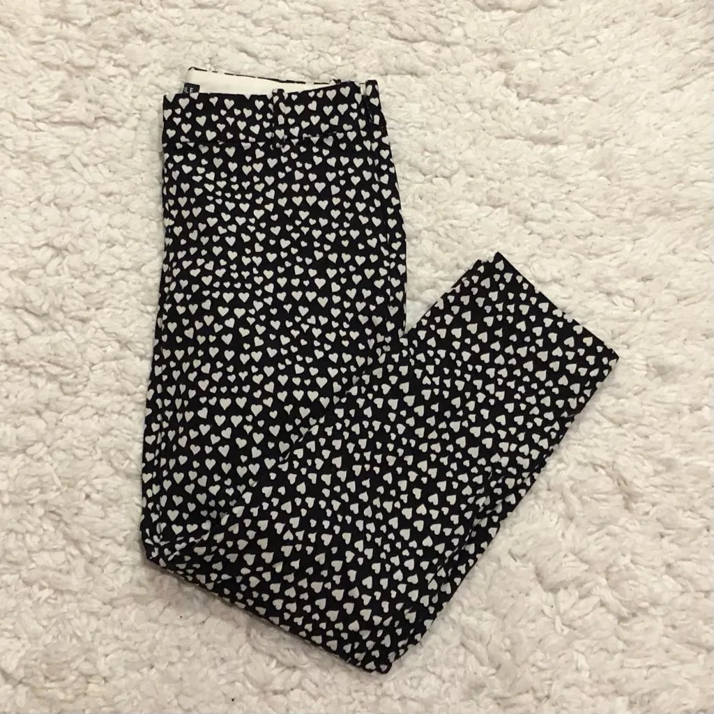 J Crew‎ Mercantile Winnie Heart Print Cropped Straight Leg Pants Black 2 - Image 2