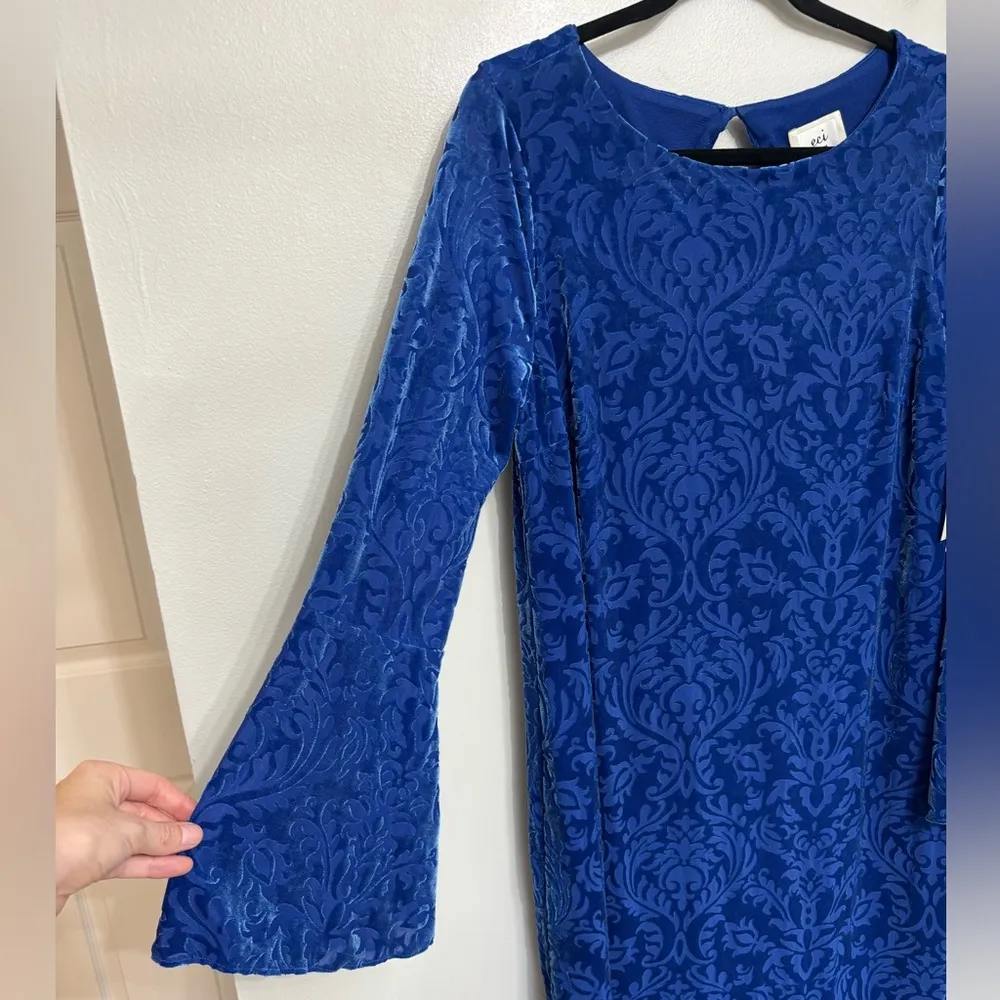 NWT ECI New York Blue Velvet Bell Sleeve Mini Dress - Size M - Image 9