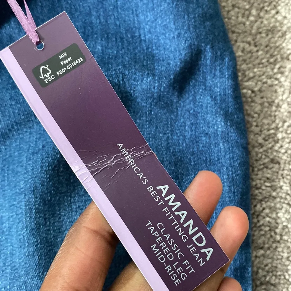 NWT Gloria Vanderbilt Amanda Classic Tapered Jeans SIZE 8 - Image 2