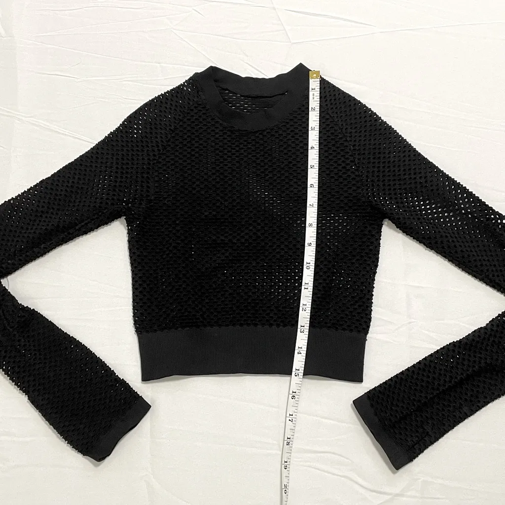 Carbon38 fitted fishnet mesh crop top Black - Image 6