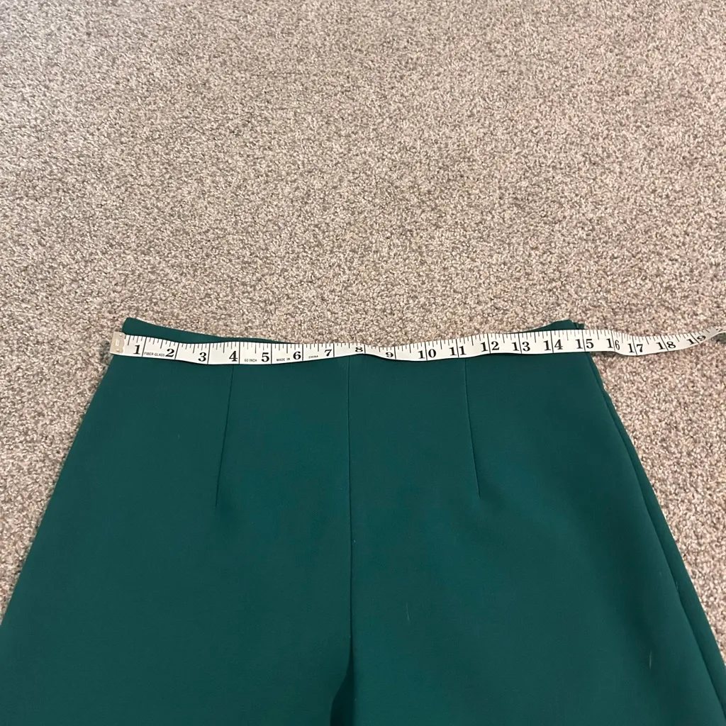 Zara‎ Emerald Green High Waisted Shorts medium - Image 9
