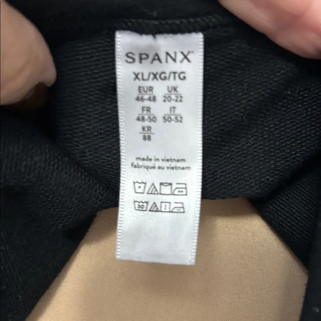 Spanx  Perfect Length Dolman Sleeve Top Black - Image 9