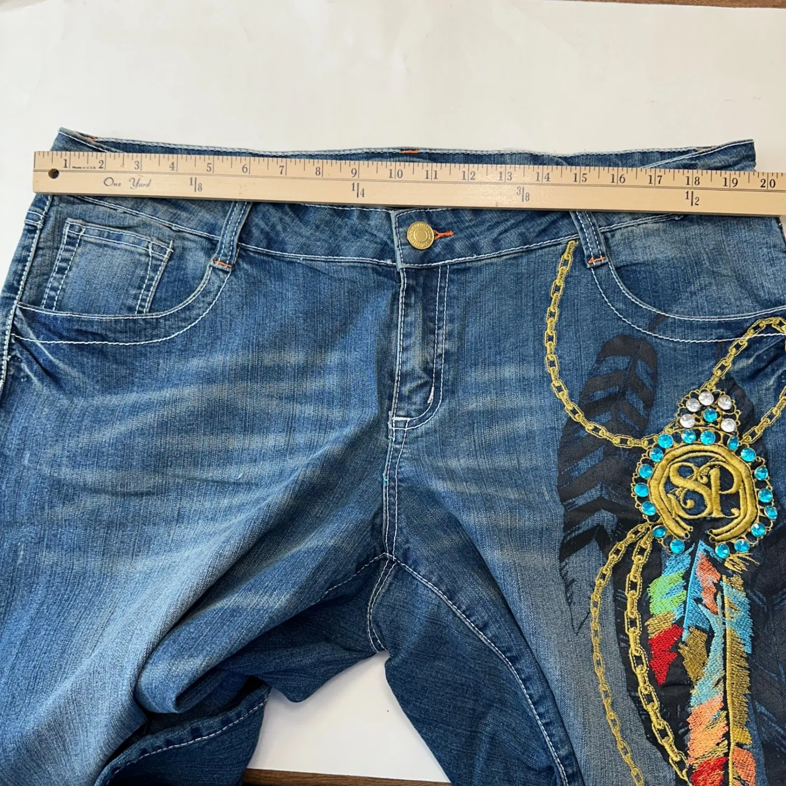 South Pole Embellished Capri Jeans Rhinestone Feather‎ Design Womens Size 20 Blue - Image 10