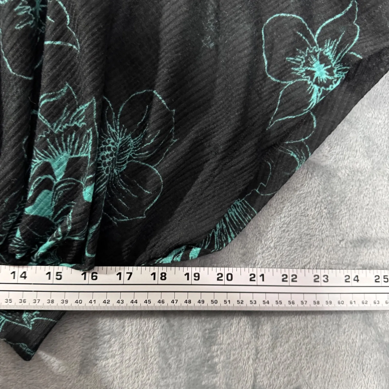 Free People One Dance Black Teal
Floral Print Top Kimono Dolman Sleeve
XS - Image 12