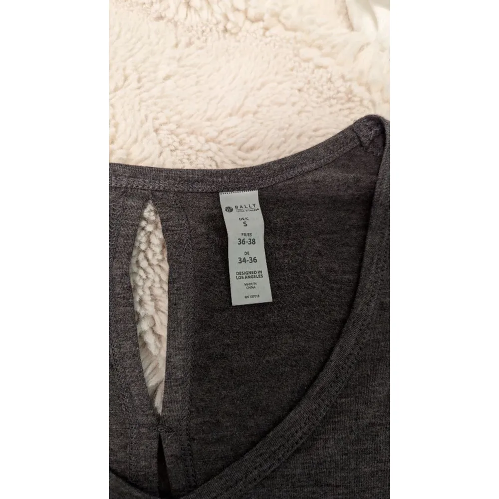 Women's BALLY TOTAL FITNESS Shirt, S, Dark Gray - Image 3