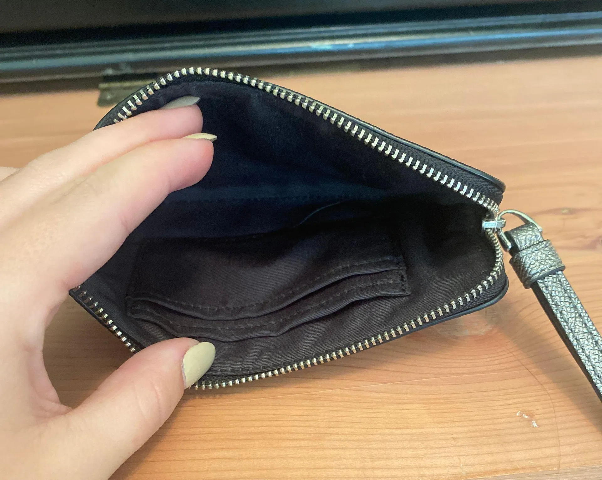 Coach wristlet - Image 3