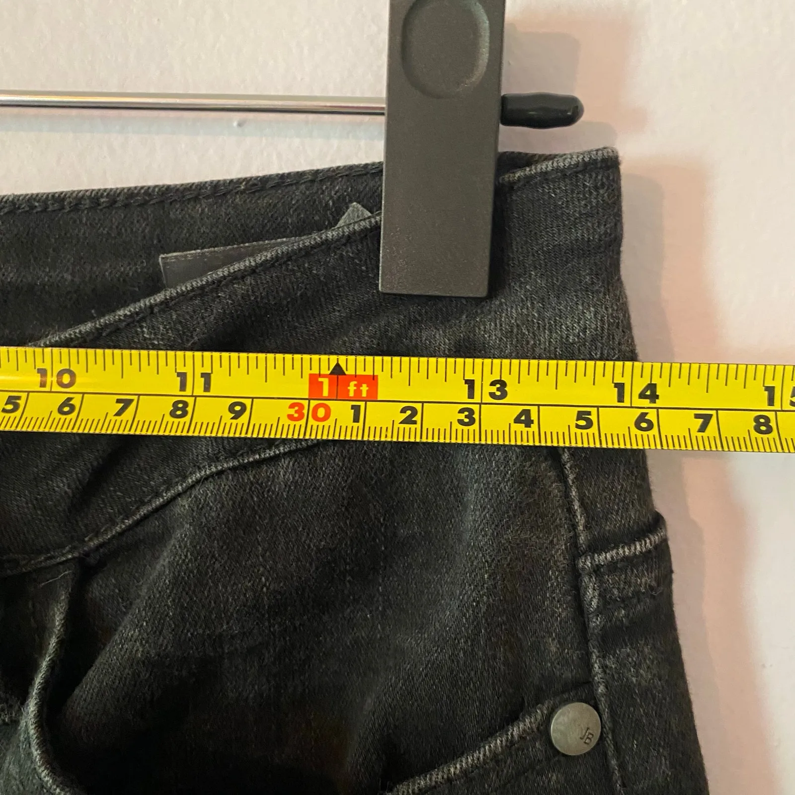 Judy Blue Boyfriend Fit Black Jeans Straight Leg Minimalist Women's size 5 / 27 - Image 9