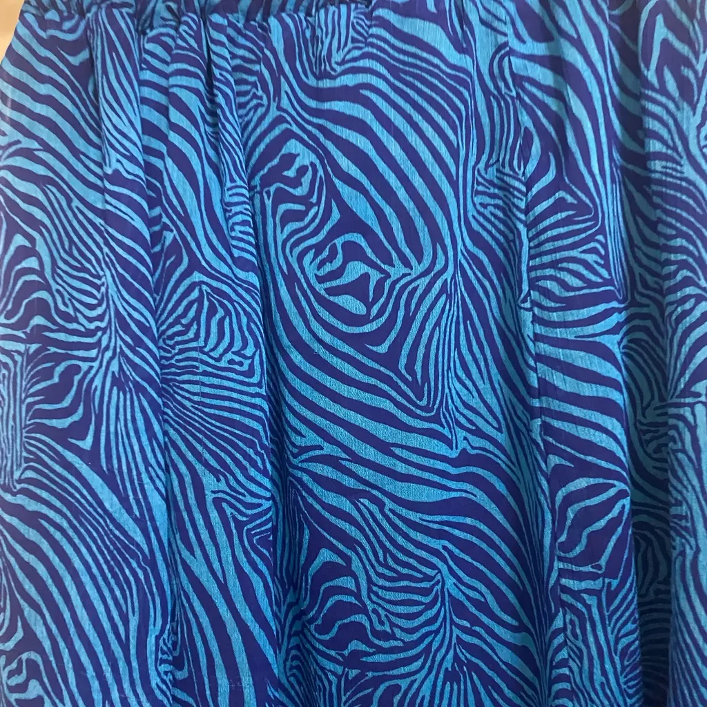 Ashley Stewart  Womens Pull On Midi Skirt Size 22 Blue Swirl Print 2 Layer - Image 2