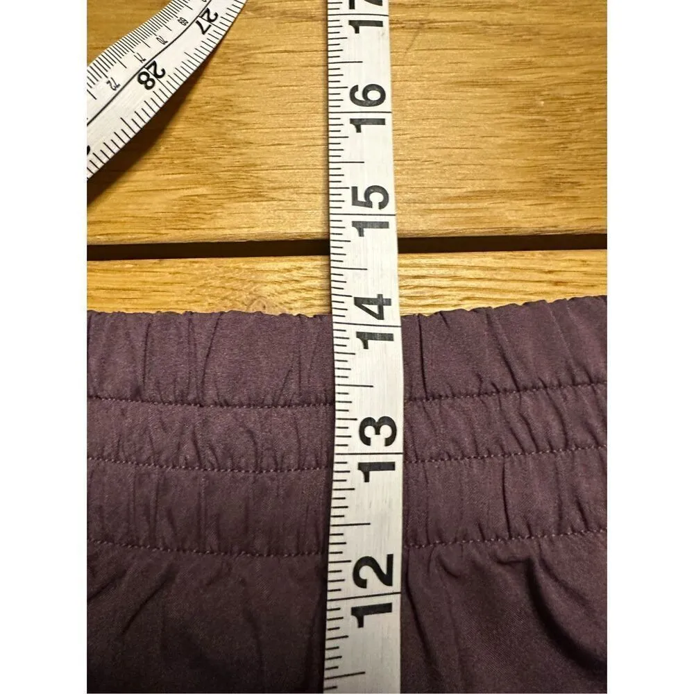 Gymshark maroon brown shorts 4” women’s medium - Image 9