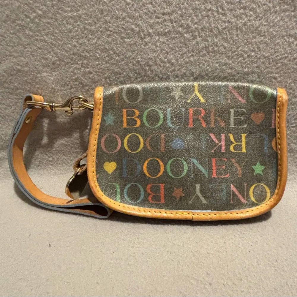 Dooney & Bourke Signature Wristlet Clutch Bag Canvas Leather Trim Snap - Image 4