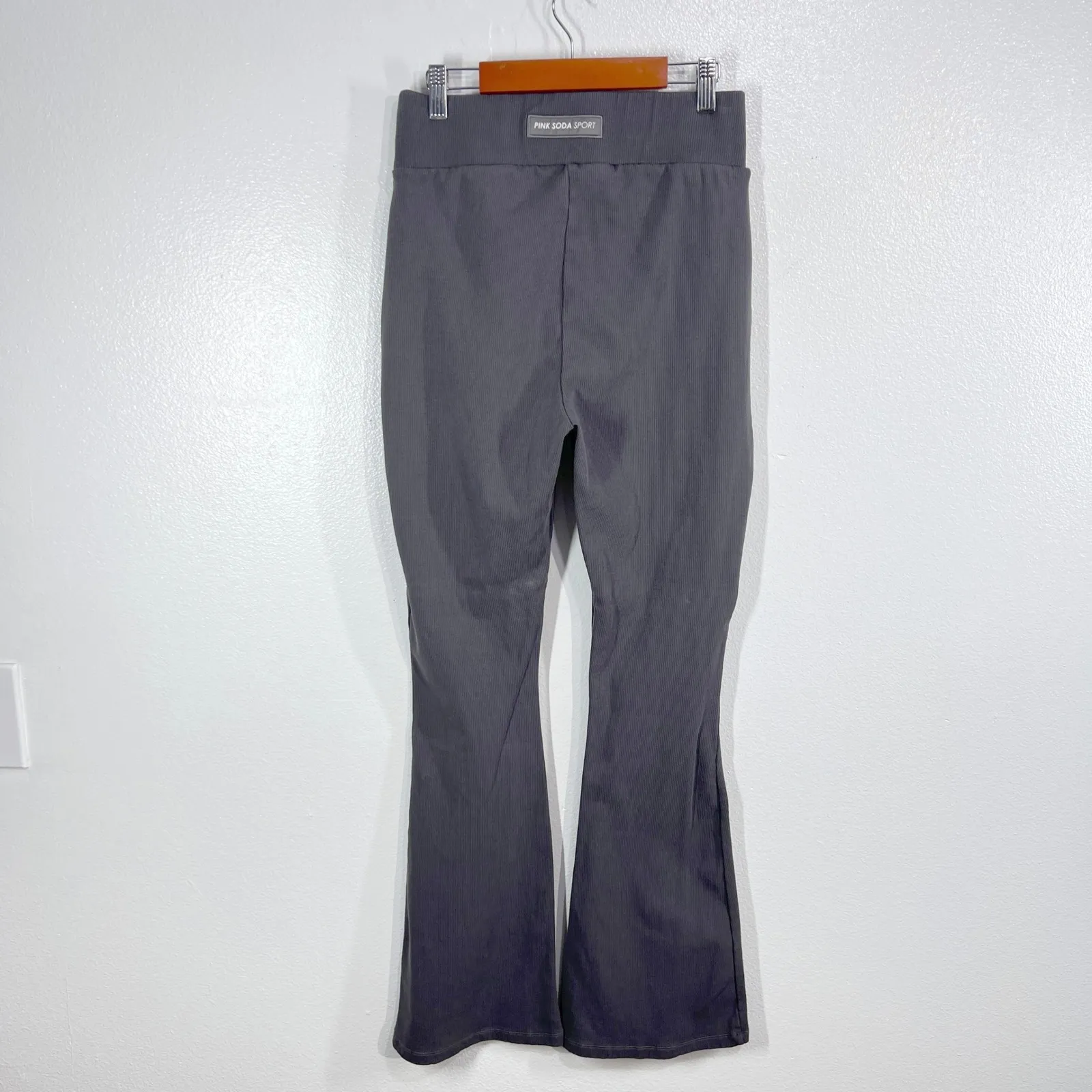 PINK SODA SPORT Ribbed Flare Leggings Pants Charcoal Grey Size Large‎ Athletic Gray - Image 3