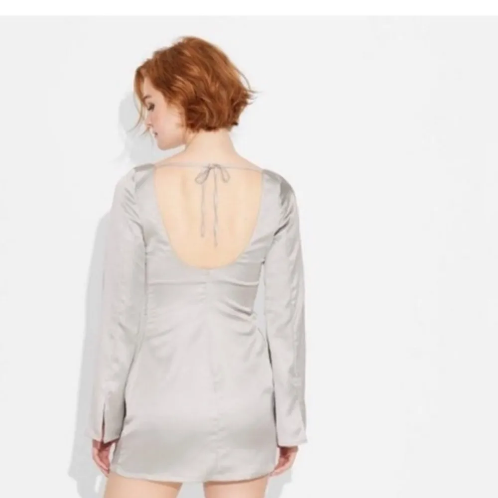 NEW XL Wild Fable Women's Bell Sleeve mini Silver Satin Dress - Image 12