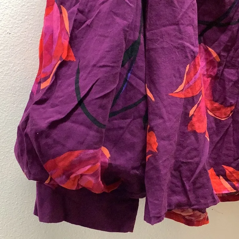 A New Day Size XL Purple and Red Bright Floral V-Neck Blouse. Preloved - Image 2