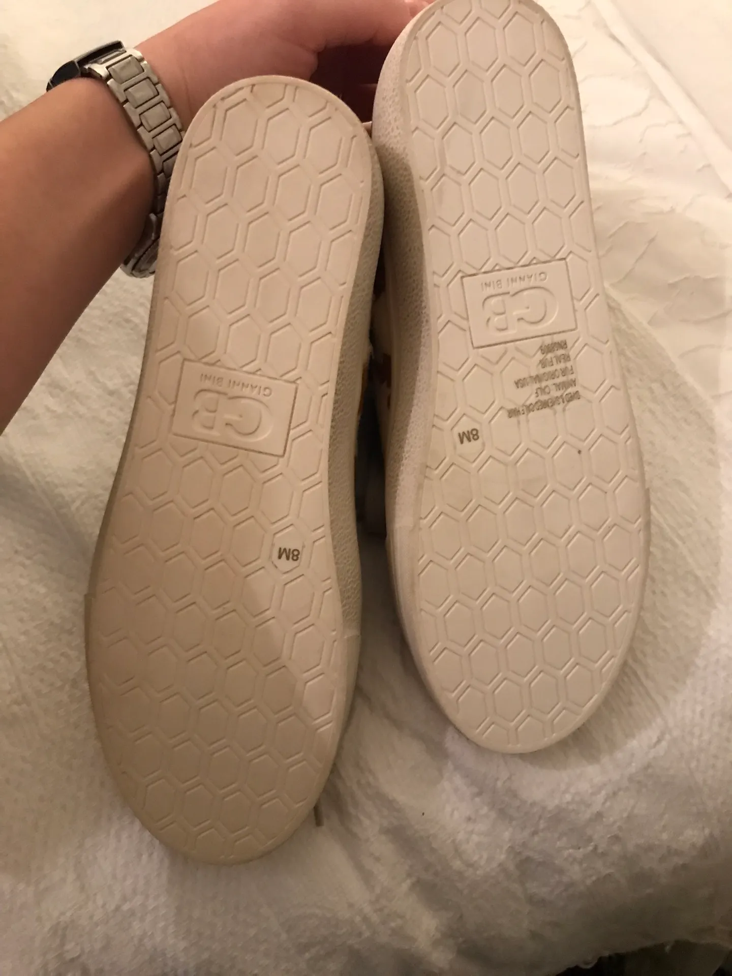 Gianni Bini High Top Sneakers - Image 4