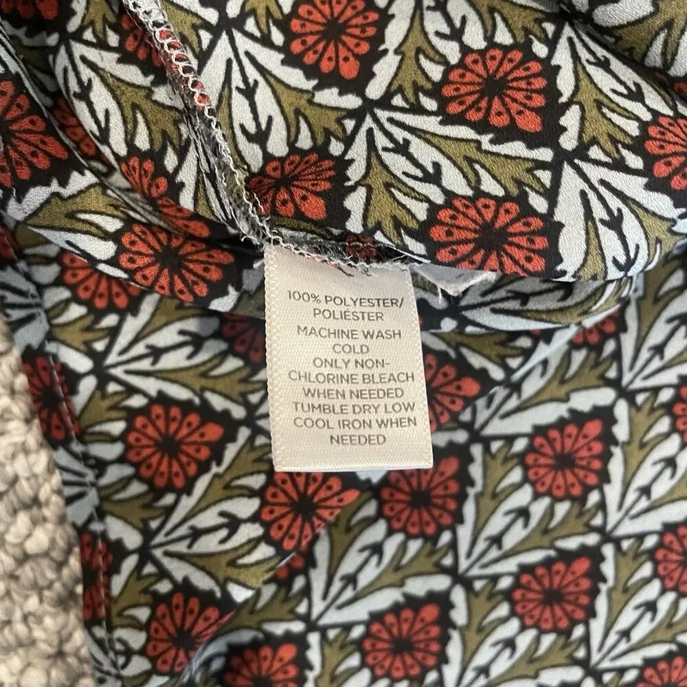 Loft Shirt  Womens L Tunic Boho Bell Sleeve Abstract Vneck Top Blouse Floral Red - Image 5