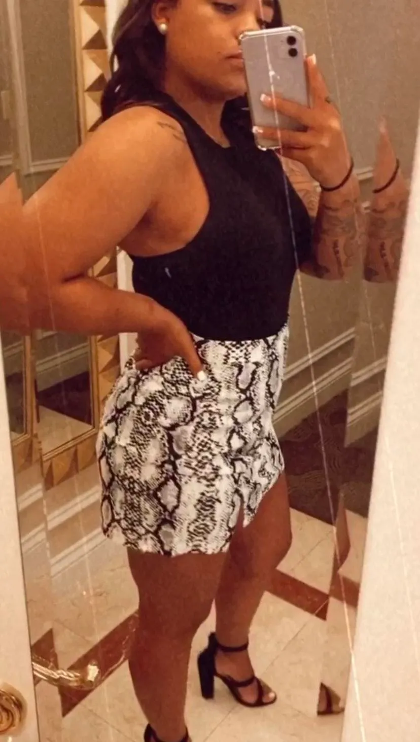 Snakeprint Skirt Black Size L - Image 3