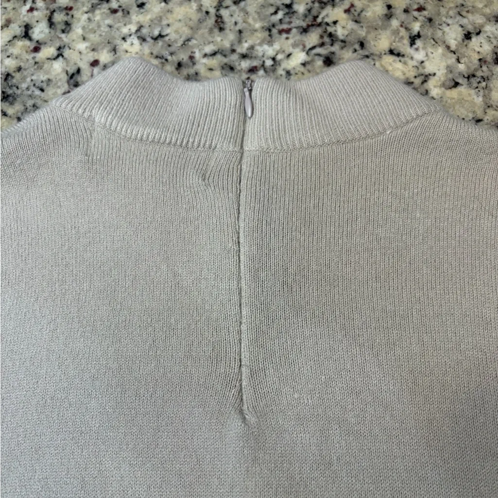 Carolyn Taylor Women's Light Beige Back Zip-Up Closure Sweater - Image 6