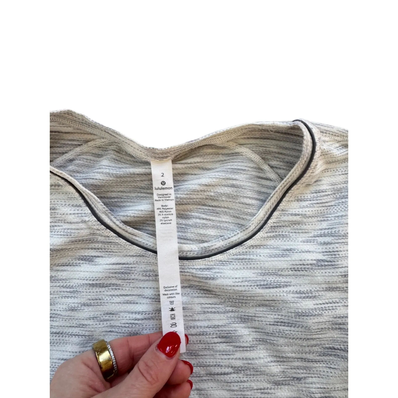 Lululemon Swiftly Tech T-Shirt Women Size 2 White Grey Heathered Athletic - Image 3