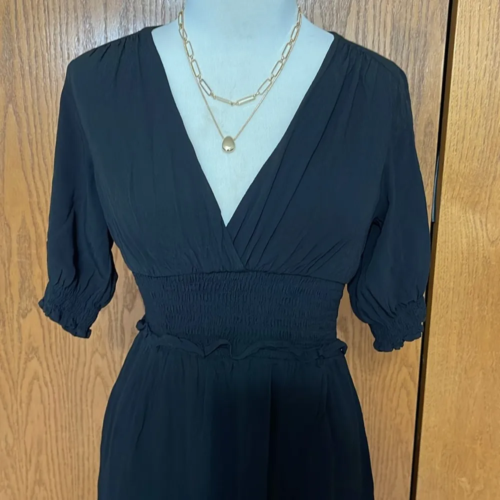 Express Black Elbow Sleeve V-Neck Dress Size S - Image 2