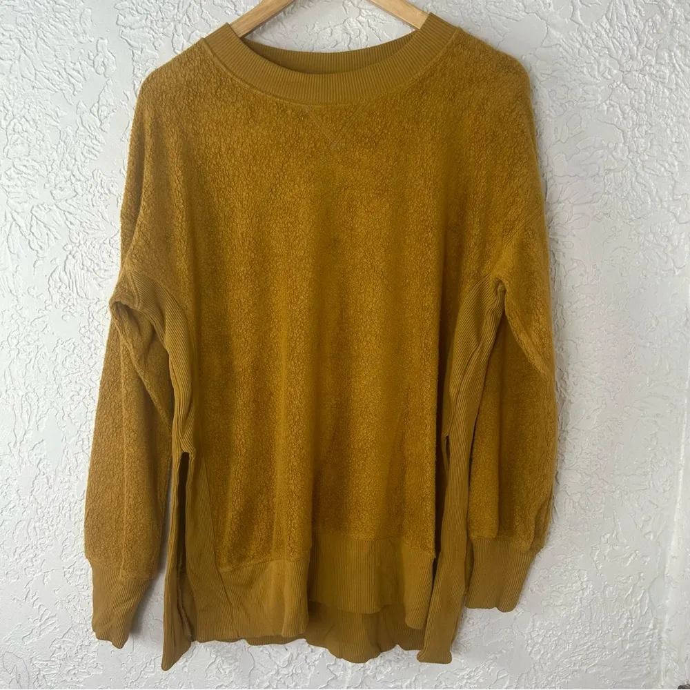 aerie | Chilled Out Fuzzy Oversized Pullover Side Slits Sweatshirt NWT Size S - Image 2