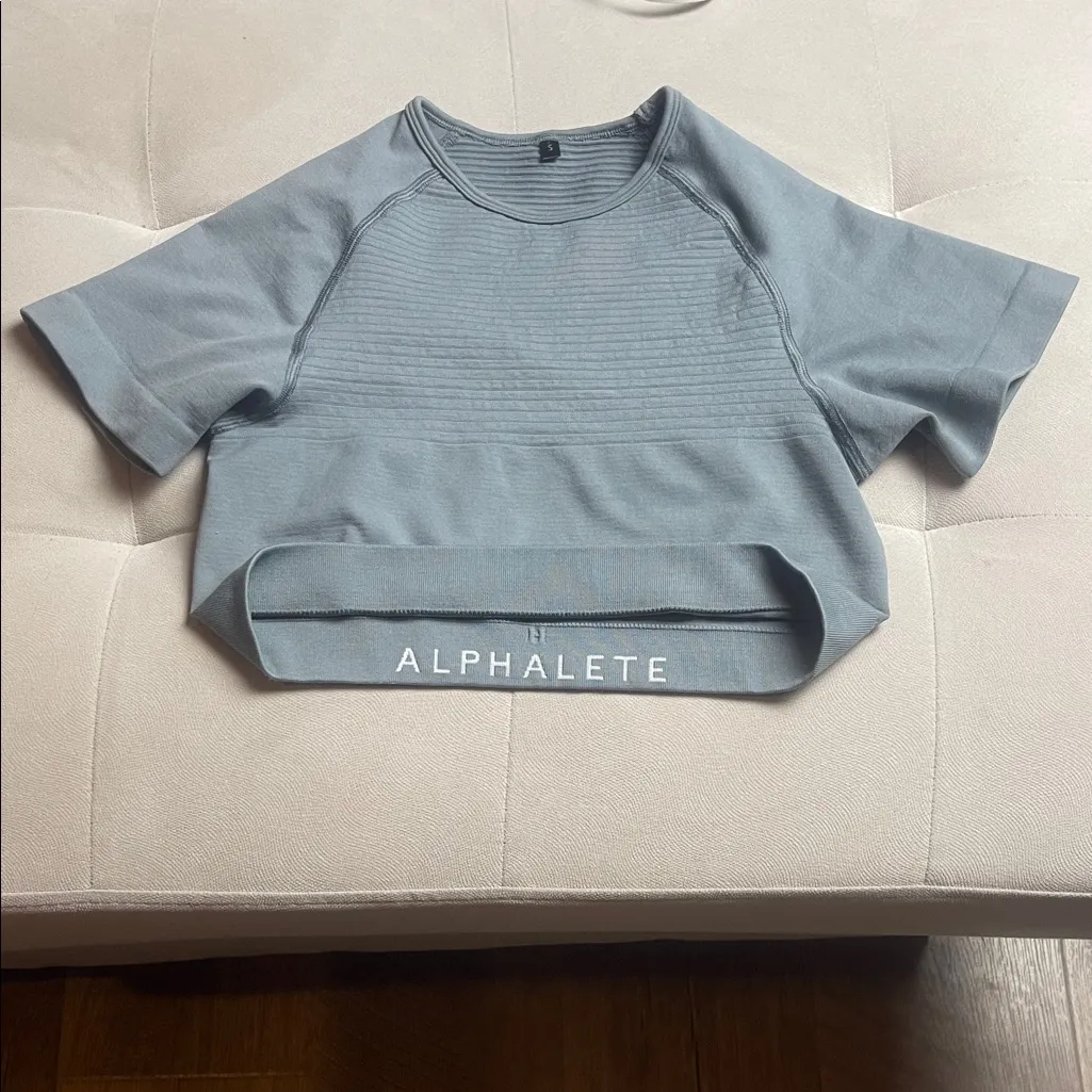 Alphalete Women's Light gray Crop Top - Image 2