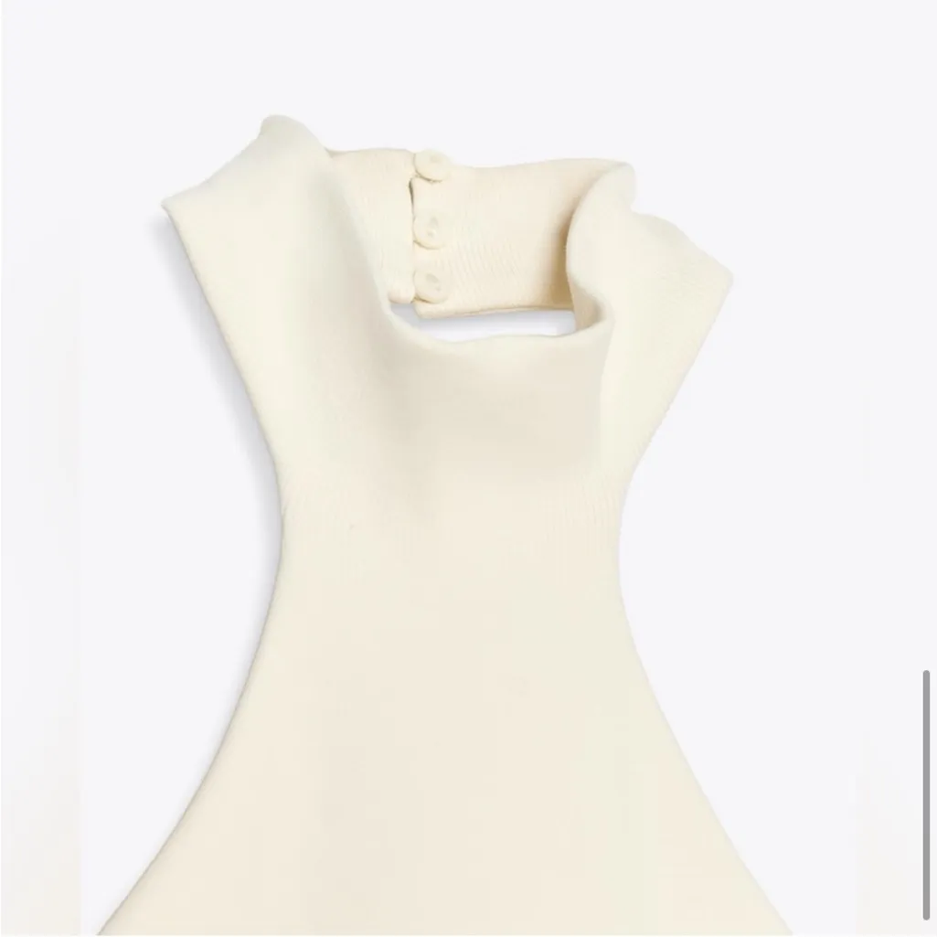 Zara Elegant White Halter Maxi Dress - Image 8