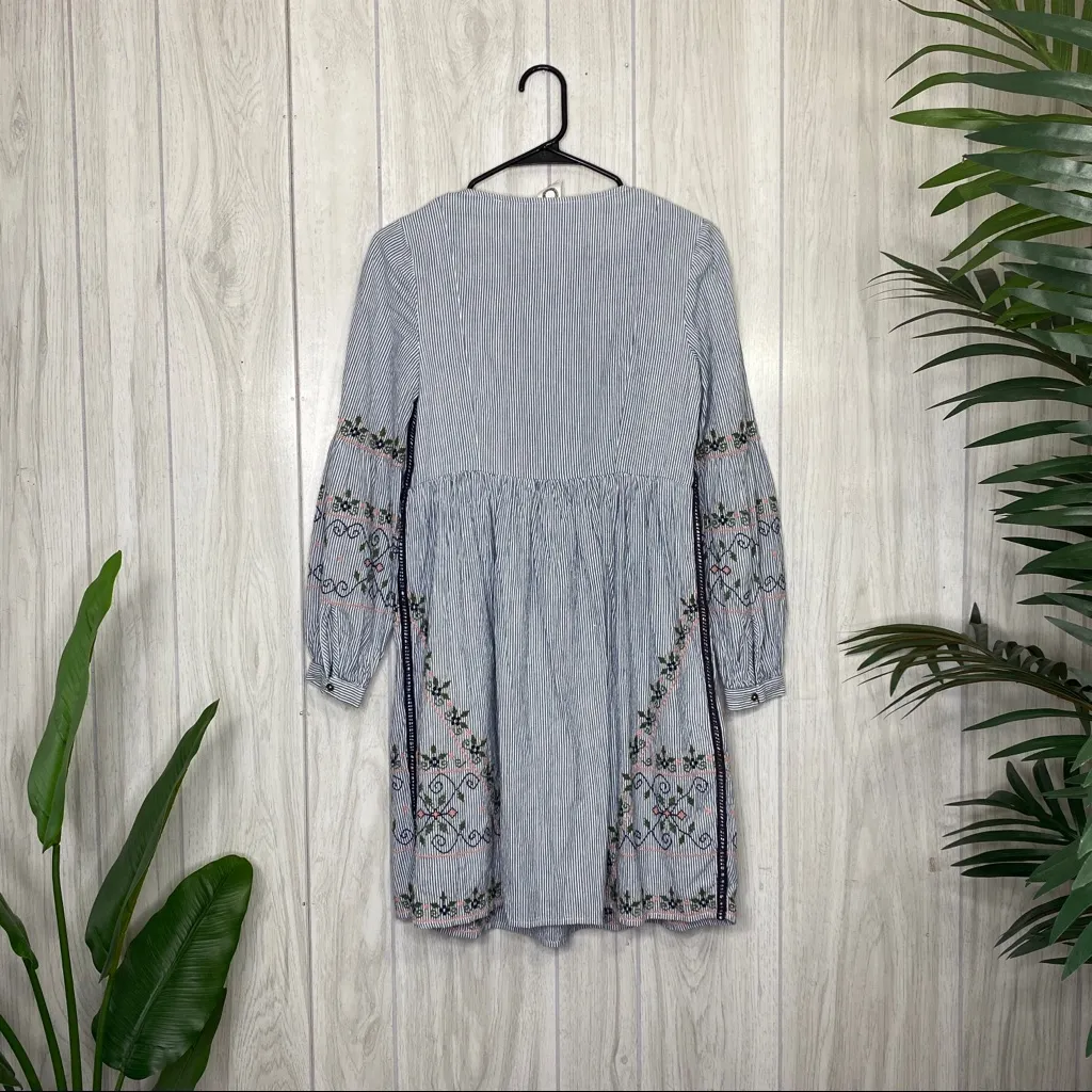 Anthropologie Akemi + Kin Maddie Boho Embroidered Dress size 0 *FLAWED* - Image 3