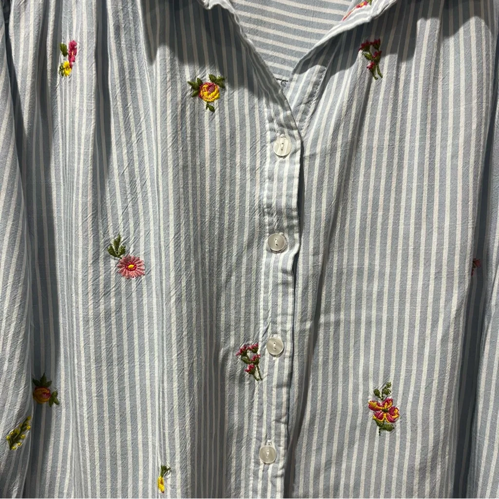 Jane & Delancey Long Sleeve Striped Casual Button Blouse L Embroidered Flowers - Image 4