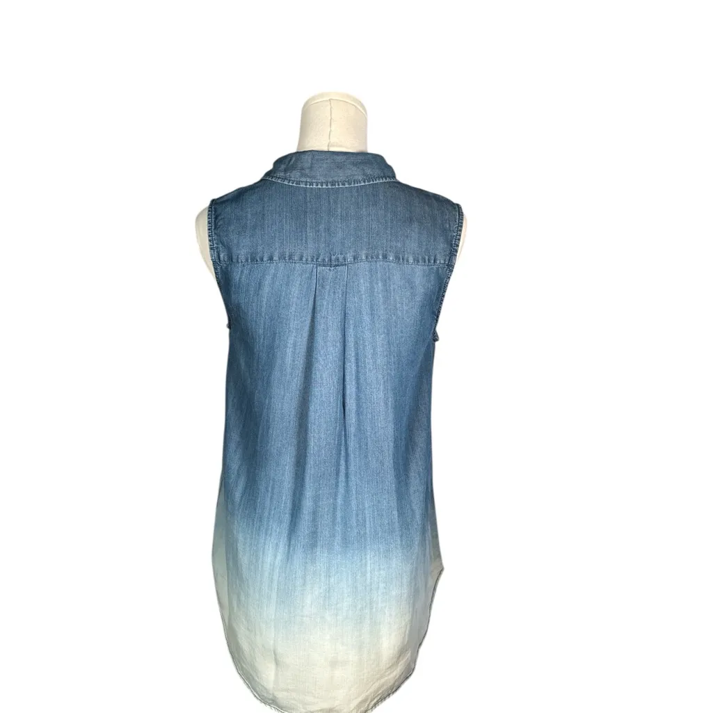 BeachLunchLounge  Sleeveless Blue Gradient Button‎ Down Shirt - Image 2