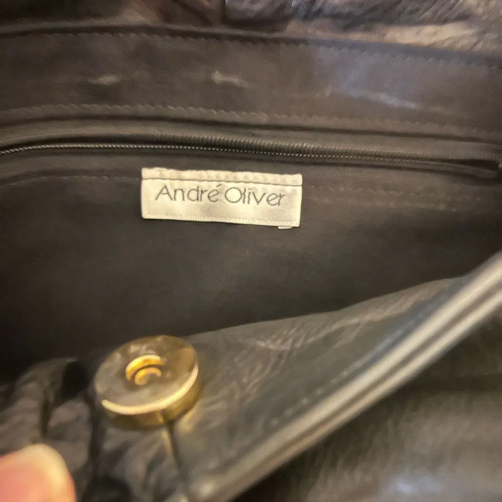 Andre Oliver designer shoulder bag with gorgeous gold chrome hardware Black - Image 9