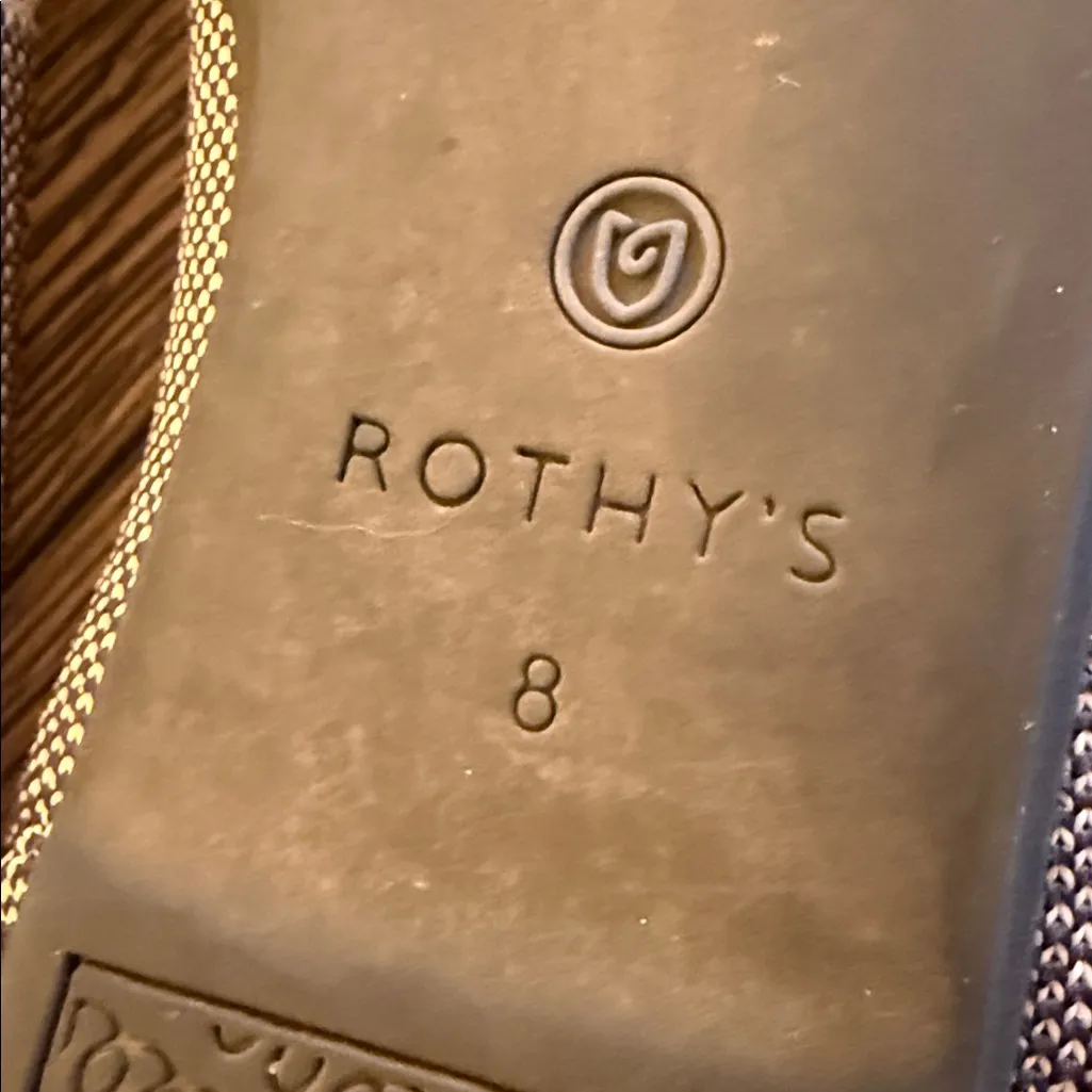 Rothy's retired Women's Black and Cream checkered plaid Patterned Flats - Image 4