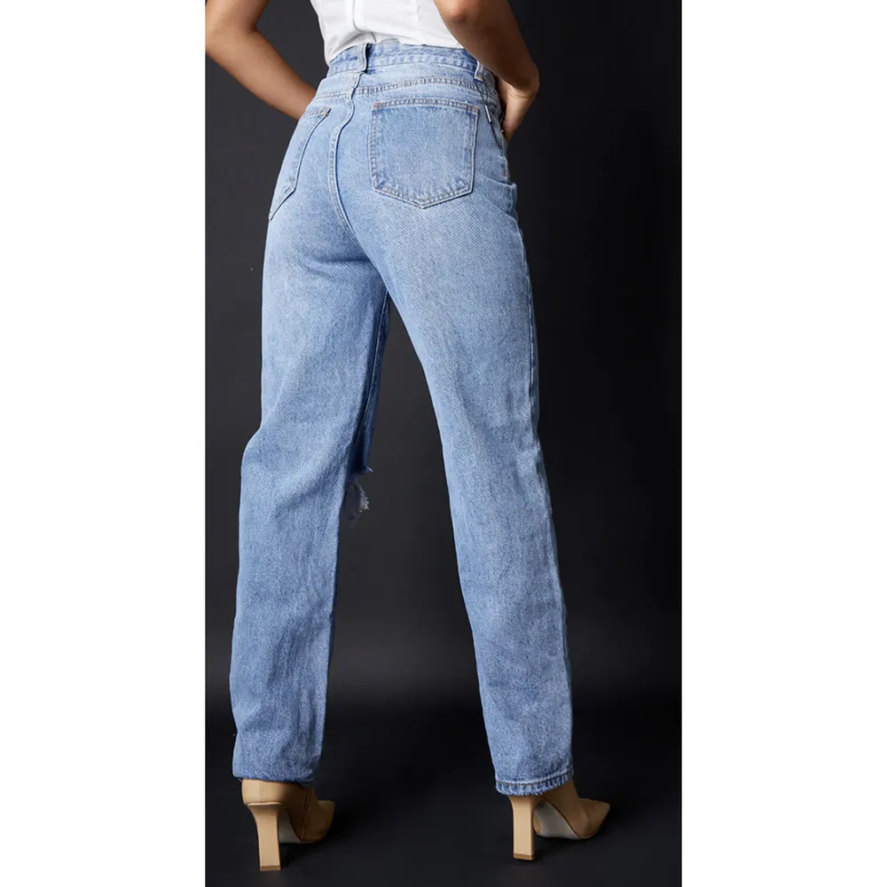 PrettyLittleThing Petite Light Blue Wash Open Knee Leg Straight Leg, Size 4‌‌‌‌ - Image 3