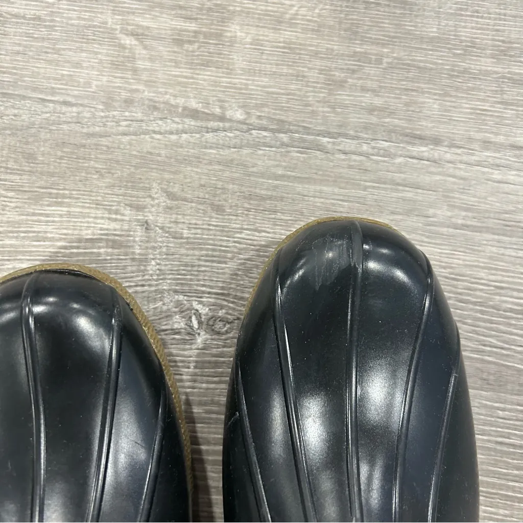 Sperry Women's Saltwater Emboss Wool Cordovan Red Black Rain Boot - Image 7