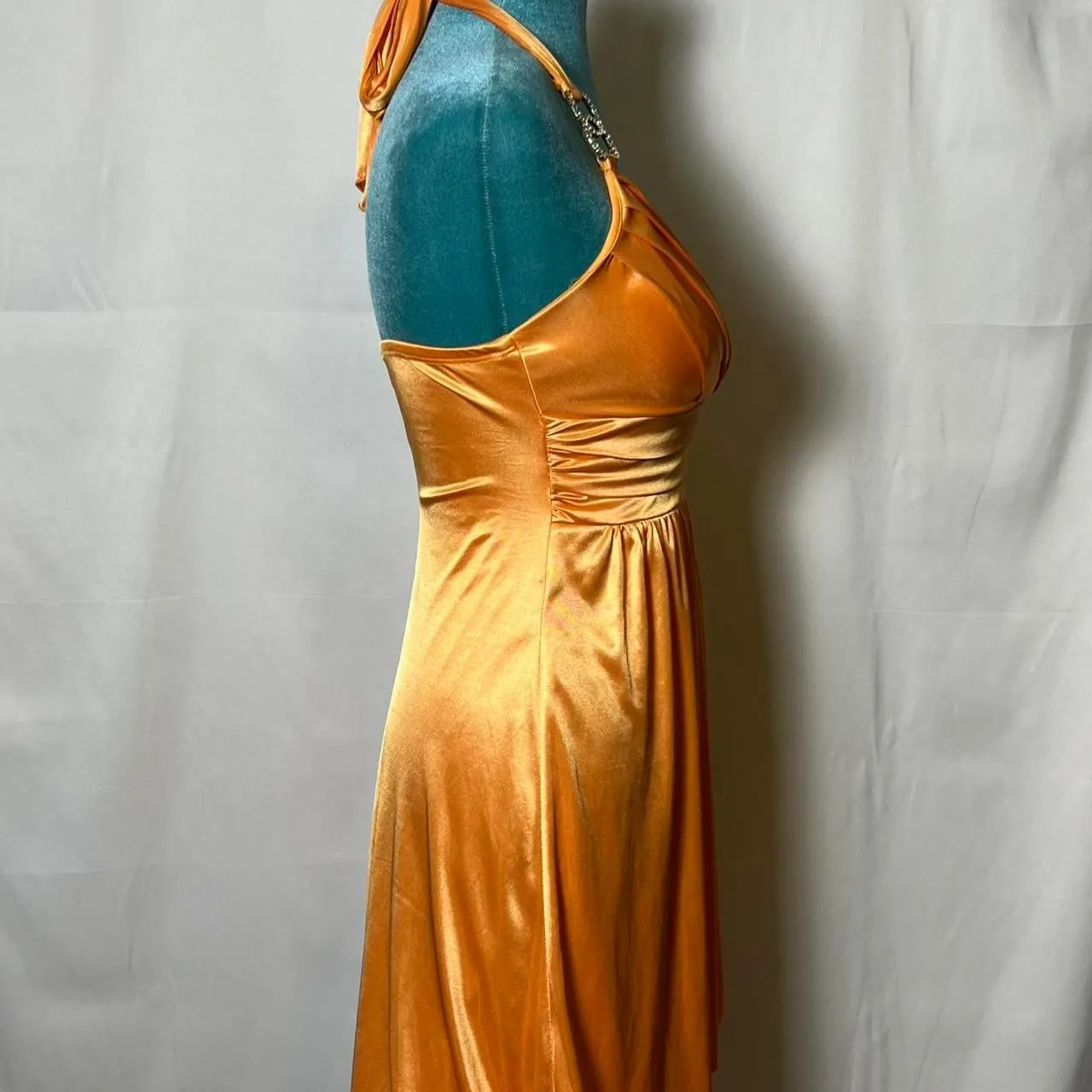 Vintage Y2K Trixxi Women's Orange Halter Dress small - Image 4