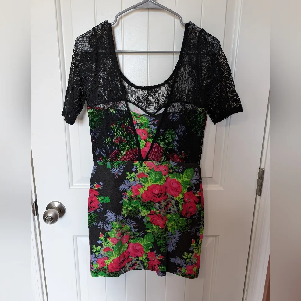 FREE PEOPLE Black Lace Floral Bodycon Dress S/P - Image 2