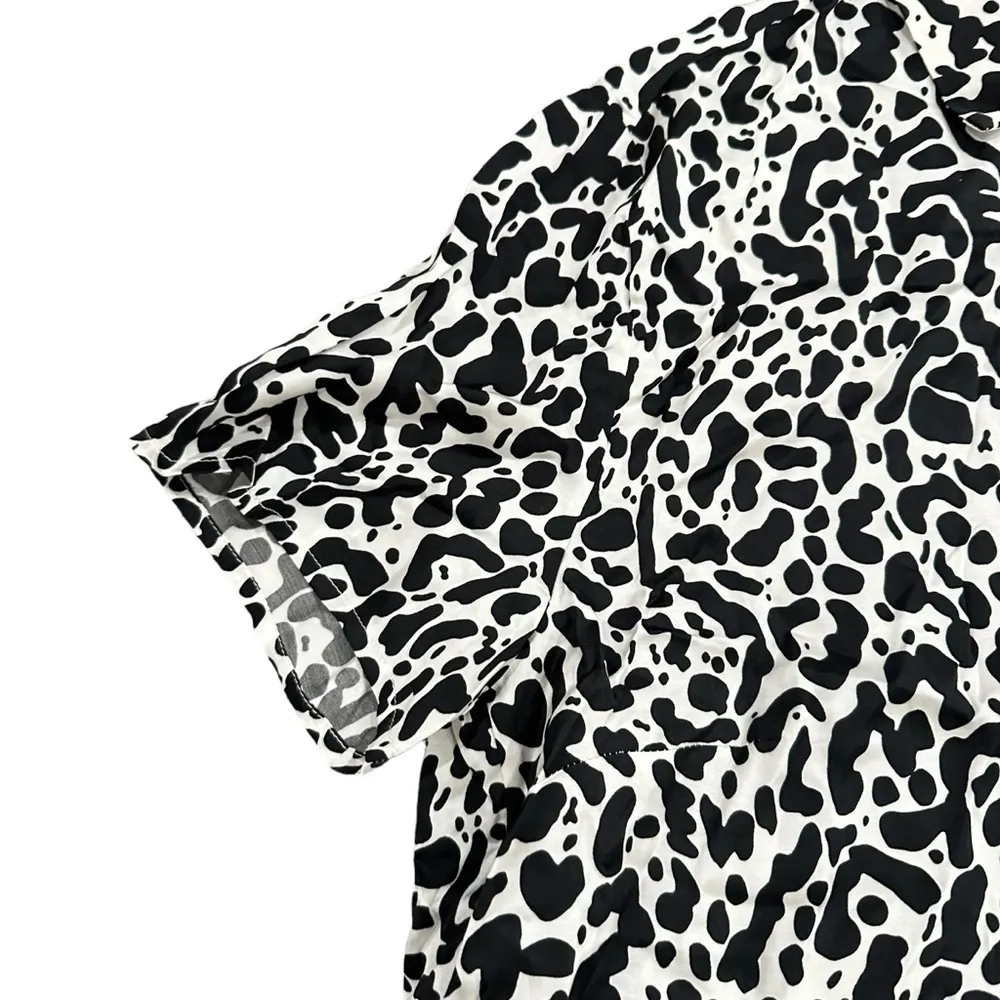 Lita By Ciara Printed Fluid Camp Shirt cheetah print - Image 5